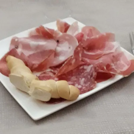 ホテル Da Santo Ristorante Pizzeria フェラーラ